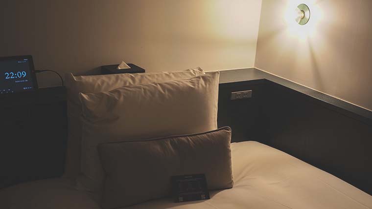 DDDホテル 宿泊 客室 ベッド